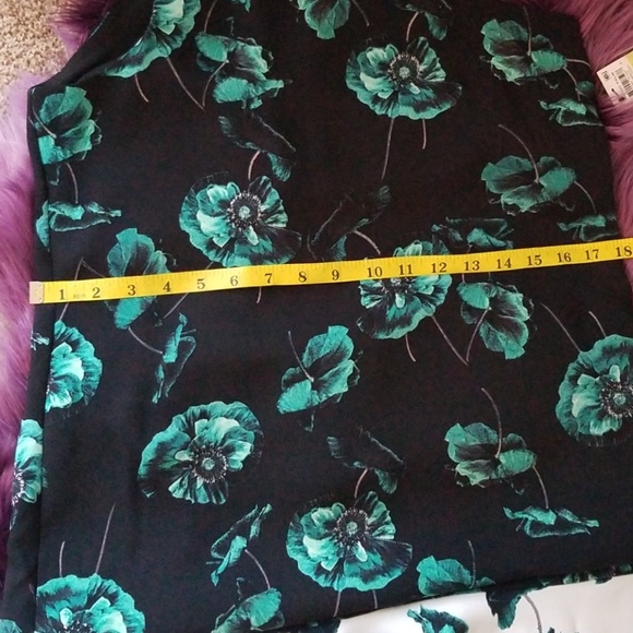 NWT- Alfani green lucid poppy dress- size 4P - Picture 6 of 7